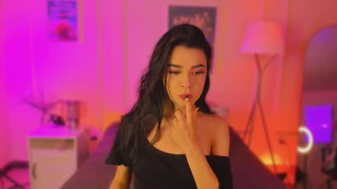 Snapshot of ema_soul chatting on March 15, 11:27 am emma soul online show from March 15, 11:27 am