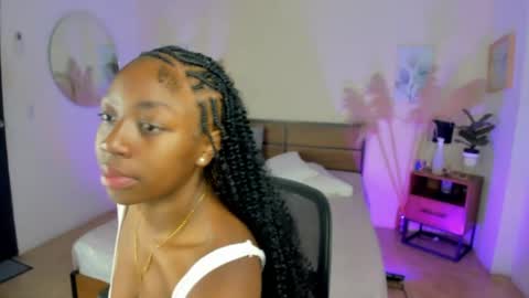 Snapshot of emaaabrown_ chatting on April 7, 5:08 am Emaa online show from April 7, 5:08 am