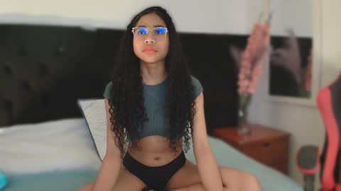 Ema Fox online show from March 18, 6:16 am