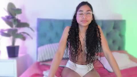 Ema Fox online show from March 21, 8:19 am