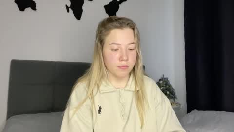 alice online show from December 22, 9:33 am