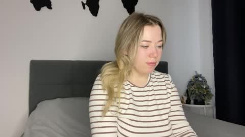 alice online show from January 1, 9:39 am