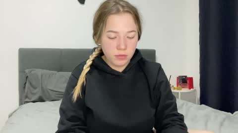 alice online show from February 2, 9:02 pm