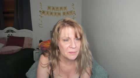 Ember Pheonixxx online show from February 25, 6:36 am