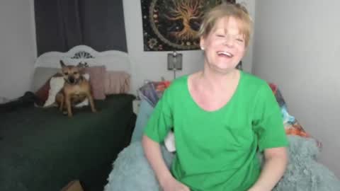 Ember Pheonixxx online show from March 12, 3:46 am
