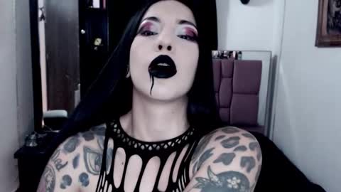 Emerald Black online show from October 30, 5:31 am