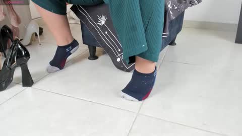 Emely   online show from November 1, 6:32 pm