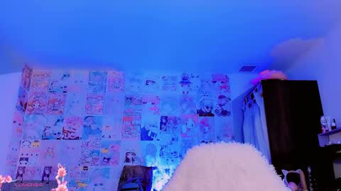 Emely Rous online show from October 23, 12:04 pm