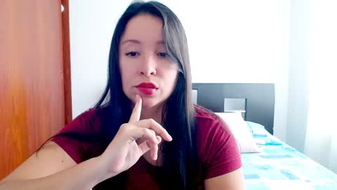 emely_sexx online show from December 25, 2:56 pm