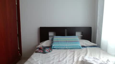 Snapshot of emely_sexx chatting on February 4, 4:13 pm emely_sexx online show from February 4, 4:13 pm