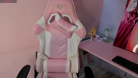 Emely online show from March 17, 4:17 am