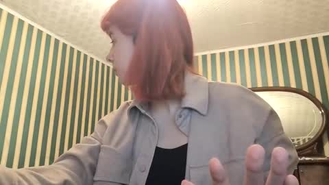 Emely online show from February 10, 4:33 pm