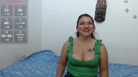 emely ross online show from January 1, 6:15 am
