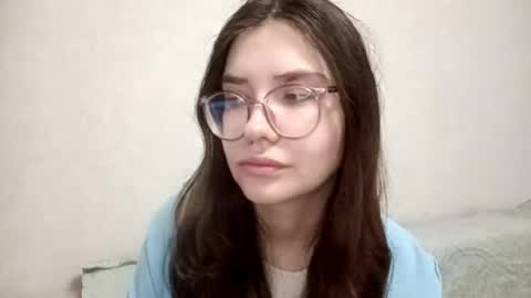 Stacy online show from October 14, 2:07 pm