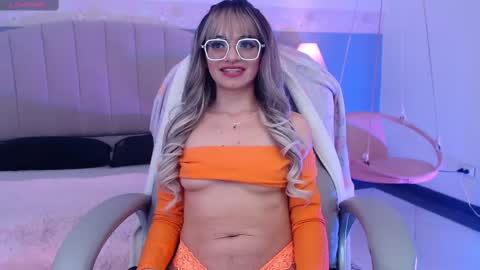 Danna online show from October 2, 11:01 pm