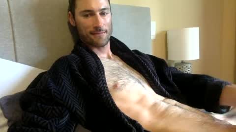 Snapshot of emerald_skyz chatting on June 13, 2:09 am Irish Cream online show from June 13, 2:09 am