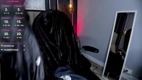 Esmeralda online show from October 25, 1:13 am