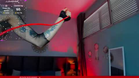 Snapshot of emeralda_co chatting on February 24, 2:59 pm Esmeralda online show from February 24, 2:59 pm