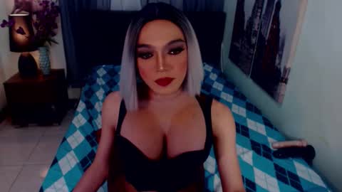 Emerald online show from March 21, 6:29 am