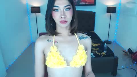 emerladmore online show from July 28, 3:21 pm