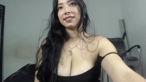 Antonella  online show from February 25, 12:20 am