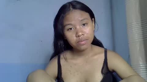 Snapshot of emiehottie chatting on May 21, 10:55 am Ami online show from May 21, 10:55 am