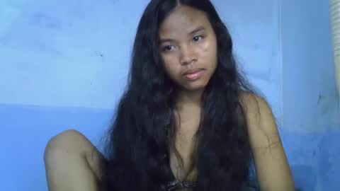 Snapshot of emiehottie chatting on June 3, 5:51 pm Ami online show from June 3, 5:51 pm