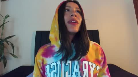 Emilia Gomez online show from February 19, 2:44 am