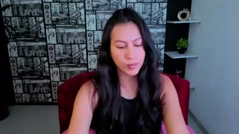 Emilia Gomez online show from July 9, 2:37 am