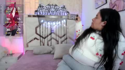 Emily online show from October 28, 7:05 pm