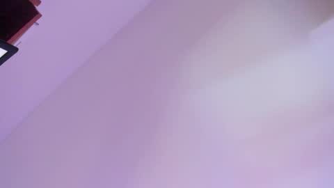 Snapshot of emiily15_ chatting on December 1, 5:29 pm Emi online show from December 1, 5:29 pm