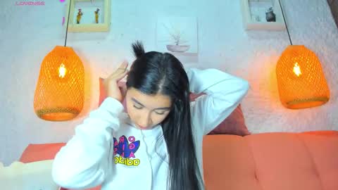 Emily online show from October 3, 12:02 pm