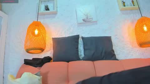 Emily online show from October 10, 12:04 pm