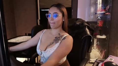 Emily online show from October 13, 11:32 am