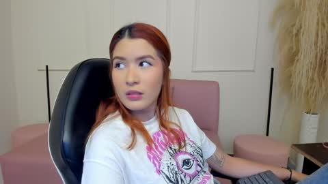    online show from February 6, 12:16 pm