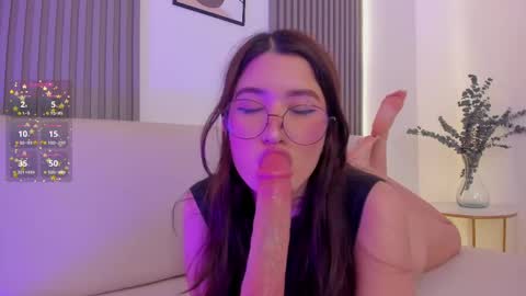    online show from March 3, 3:20 pm