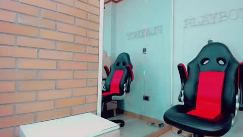 EmillySaenz online show from January 20, 9:53 pm