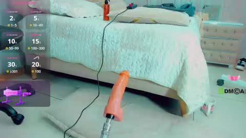 EmillySaenz online show from September 18, 5:15 pm