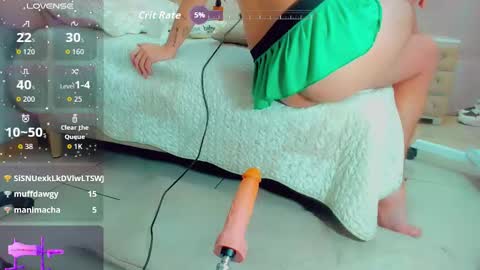 EmillySaenz online show from November 27, 6:32 pm