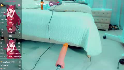 EmillySaenz online show from July 28, 6:20 pm