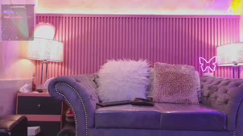 Emily online show from December 2, 12:07 pm