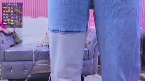 Emily online show from January 10, 12:58 pm