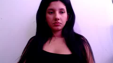 Snapshot of emili_riders chatting on February 11, 2:24 pm emili riders online show from February 11, 2:24 pm