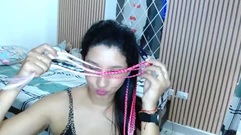 Snapshot of emili_riders chatting on March 7, 3:18 pm emili riders online show from March 7, 3:18 pm