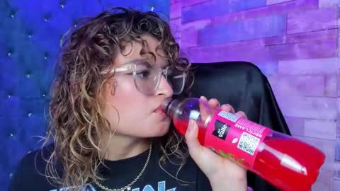 Emy  online show from February 11, 3:22 am