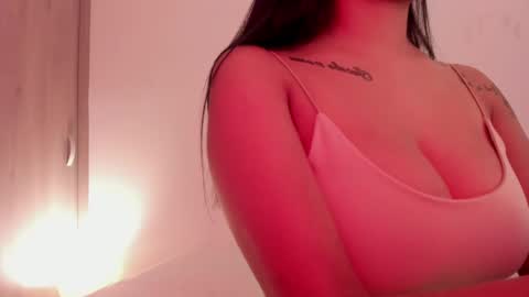 Emilia Big Boobs online show from December 1, 7:36 pm
