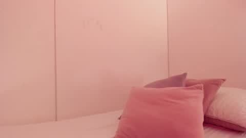 Emilia Big Boobs online show from December 10, 11:32 am