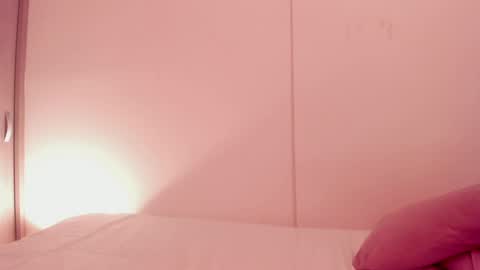 Emilia Big Boobs online show from December 16, 1:21 am