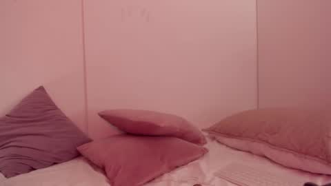 Emilia Big Boobs online show from December 28, 5:35 pm