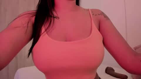 Emilia Big Boobs online show from December 29, 6:49 pm